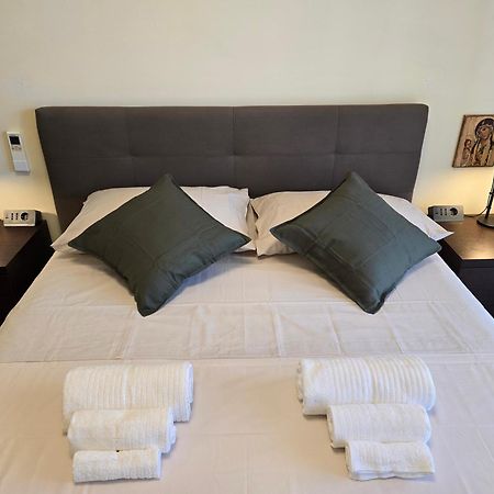 Giopi Home Vitinia Buitenkant foto