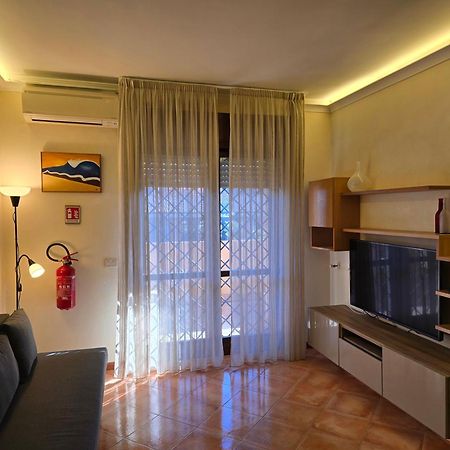 Giopi Home Vitinia Buitenkant foto